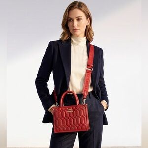 Steve Madden Red Quilted Crossbody Satchel With Logo Removable Strap Mini Bag